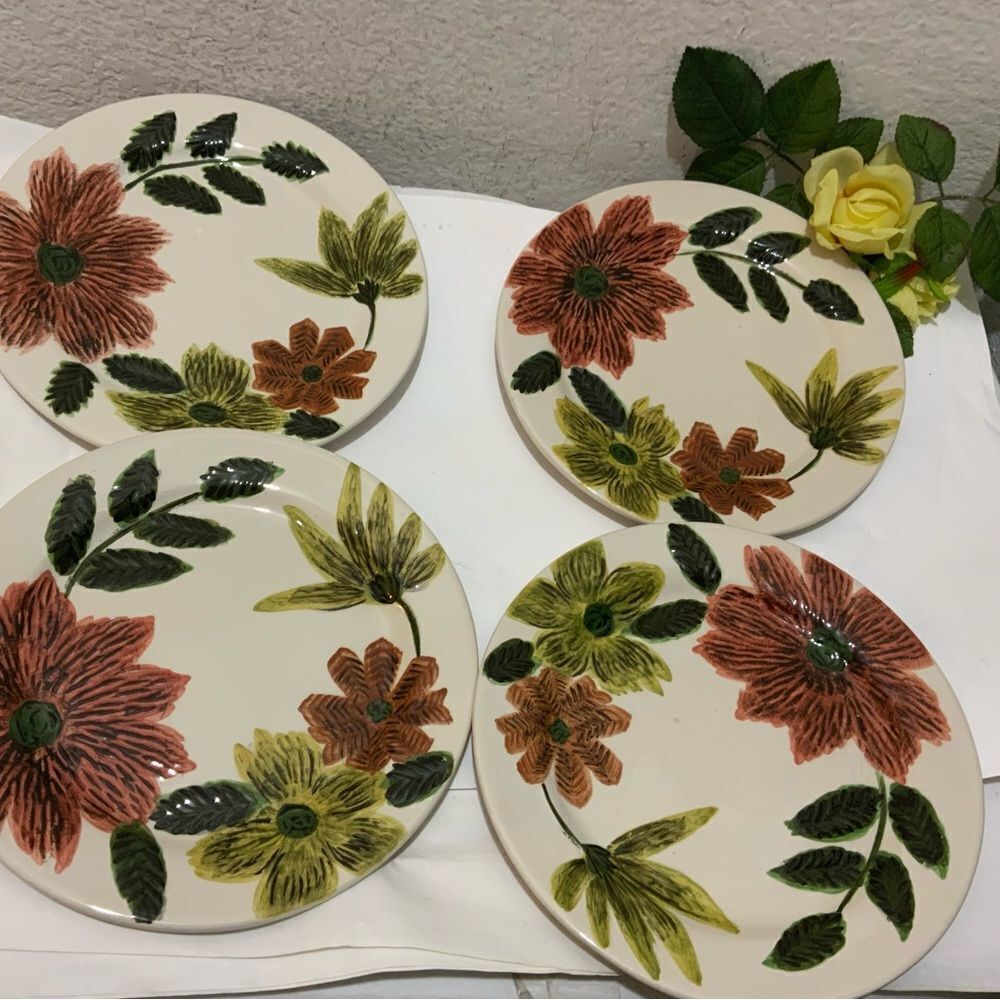 4 tabletops gallery hand painted Stoneware salad plates 8.75” brushed floral